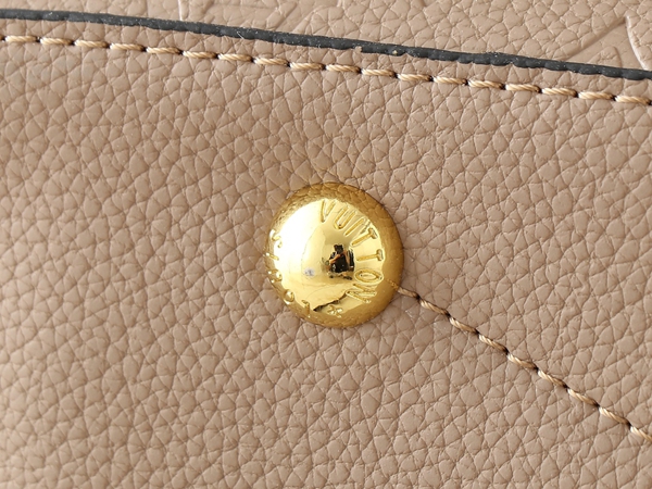 ルイヴィトンバッグ角部分ディテール